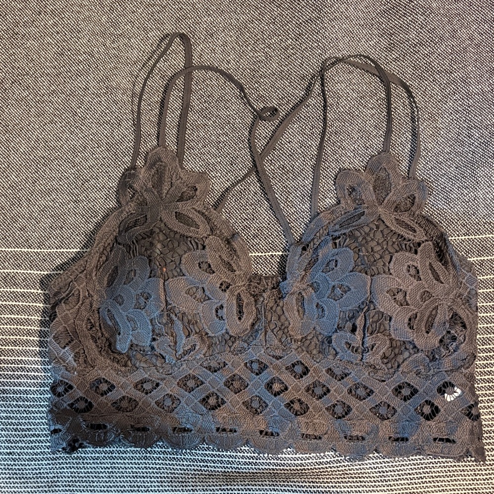 Anemone Floral Lace Bralette - Black
